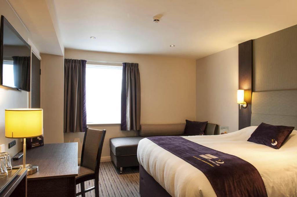Premier Inn Manchester - פרסטוויץ' מראה חיצוני תמונה