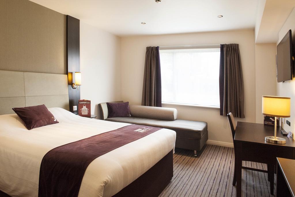 Premier Inn Manchester - פרסטוויץ' מראה חיצוני תמונה