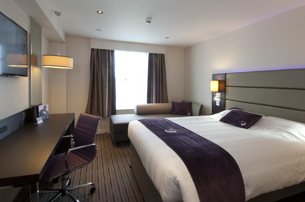 Premier Inn Manchester - פרסטוויץ' מראה חיצוני תמונה