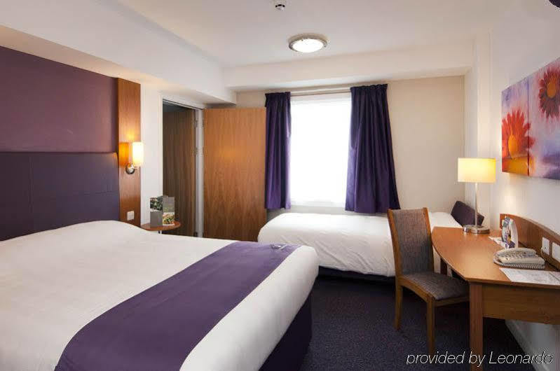 Premier Inn Manchester - פרסטוויץ' מראה חיצוני תמונה